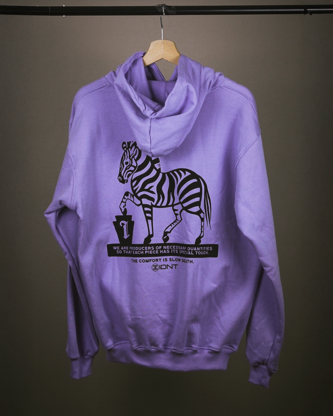 Key Zebra / hoodie / purple
